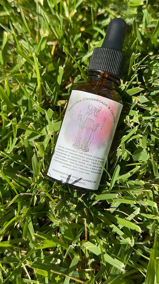 Hekate’s Crossroads & Crown