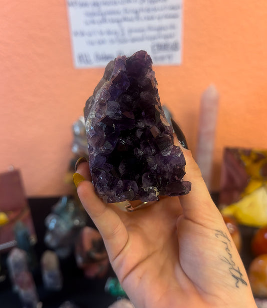 Deep Purple Amethyst Cutbase