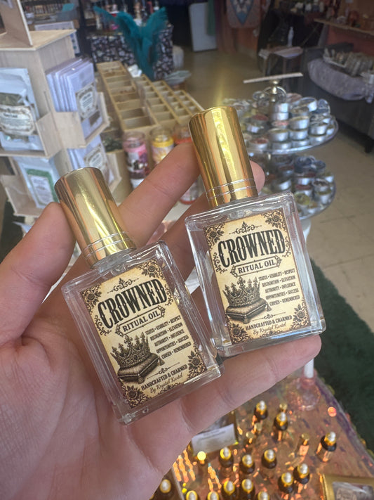 Crowned Ritual Spray