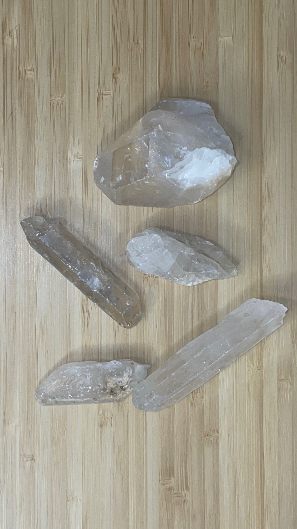 Small Quartz Points