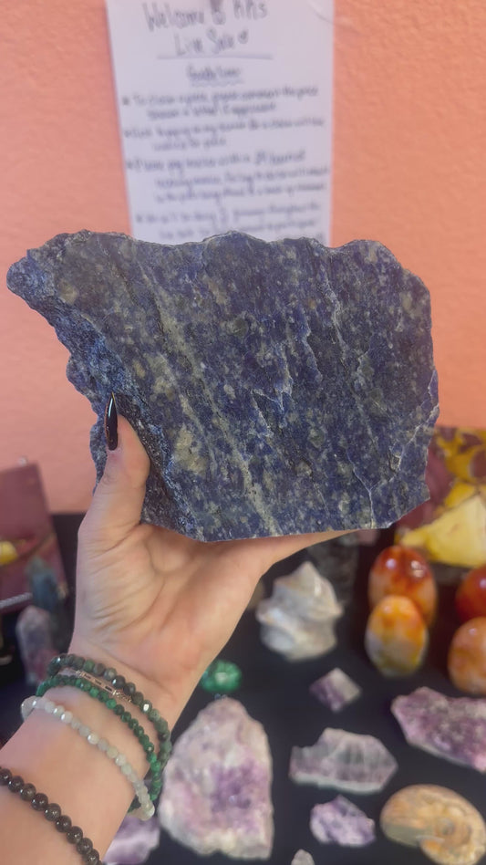 Sodalite Cutbase